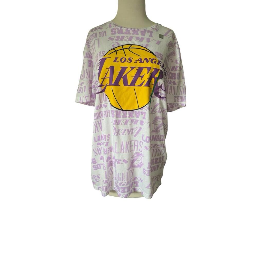 NWT LA Lakers T Shirt Adult Medium